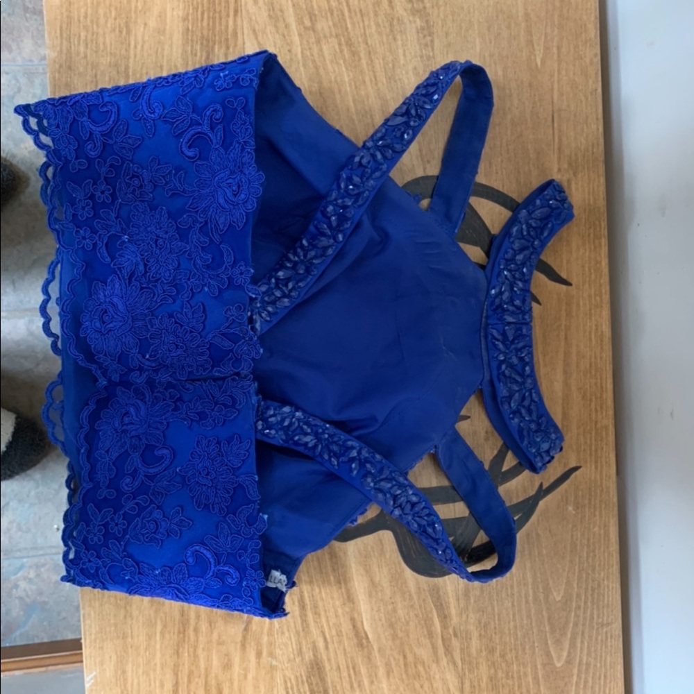 Short Spring Formal - Picture 4 of 4